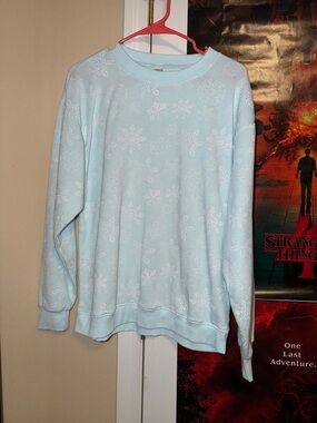 Light Blue Snowflake Crewneck Sweatshirt - Women's